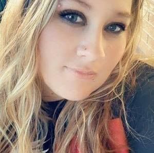 Meet your Posher, Lucy